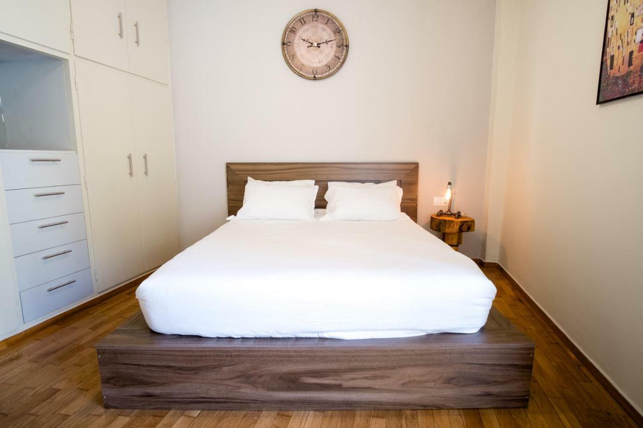 Comfy Apartment Of 104 M² Near Metro! Афины Экстерьер фото