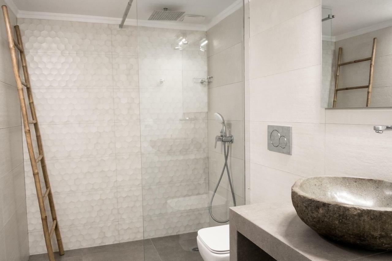 Comfy Apartment Of 104 M² Near Metro! Афины Экстерьер фото